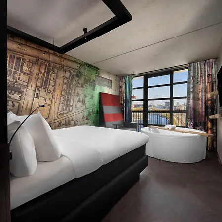 Inntel Landmark 4* אמסטרדם