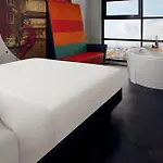 Inntel Landmark Hotel 4*