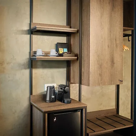 Inntel Landmark Hotel