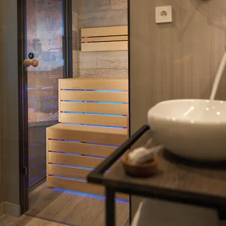 Inntel Landmark Hotel 4*