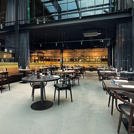 酒店 Inntel Landmark 4*