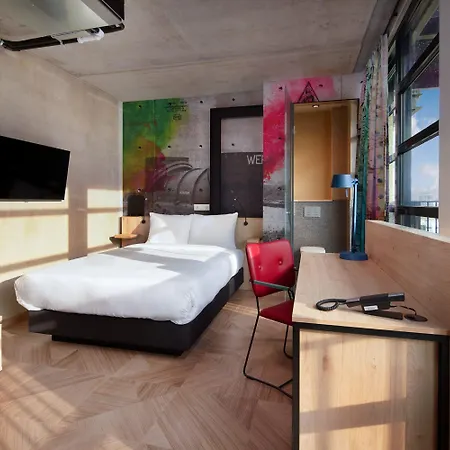 酒店 Inntel Landmark 4*