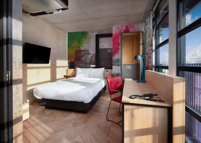 מלון Inntel Landmark 4*